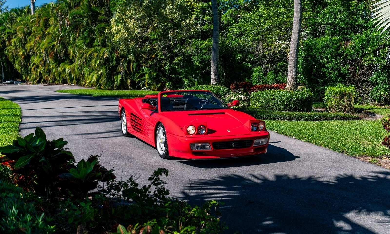 Ferrari レッド ブルゾン (ビンテージ) Ferrari レッド ブルゾン (ビンテージ) Ferrari Vintage Official Red